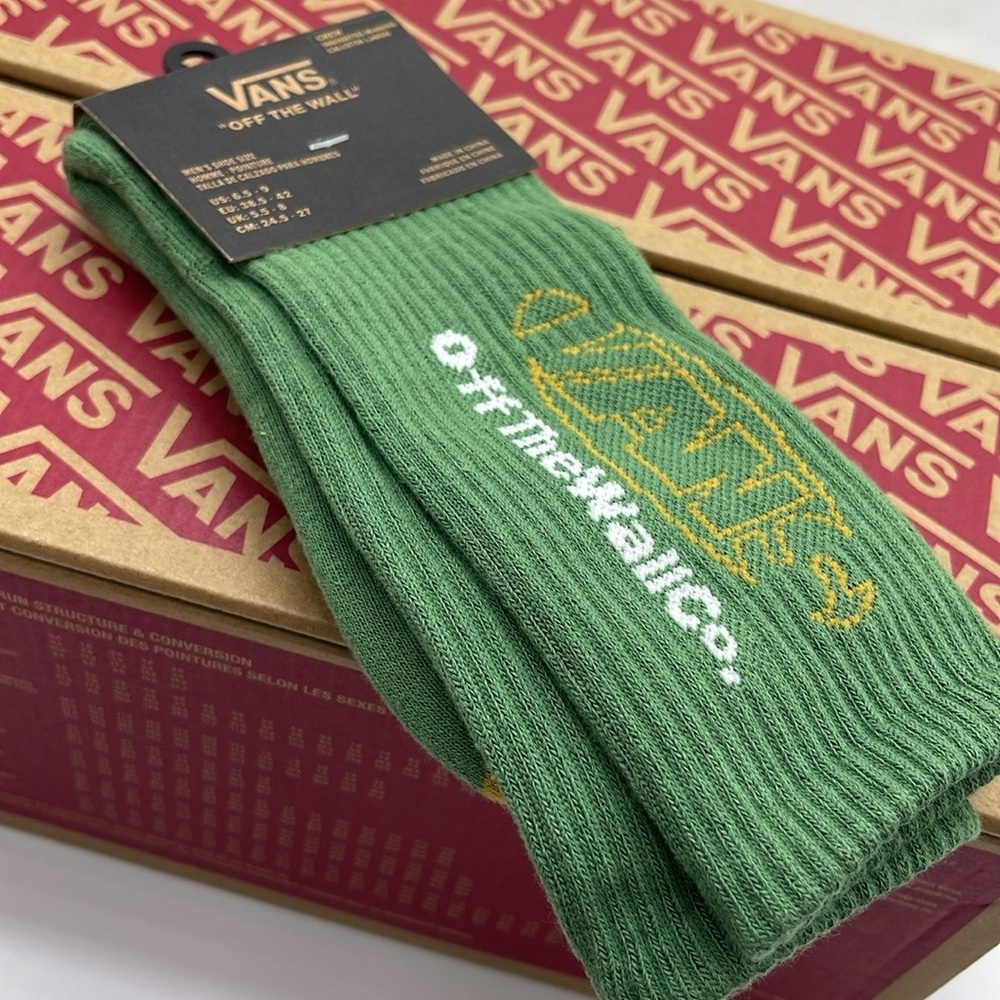 Vans Green Ribbed Crew Socks - Picture 10 of 16